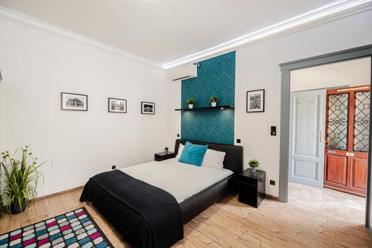 Nice Apartment In The Center Будапеща Екстериор снимка
