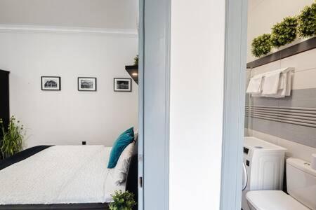 Nice Apartment In The Center Будапеща Екстериор снимка